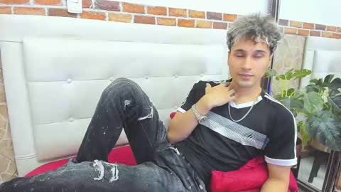 Buddy Whitte online show from 09.16.25