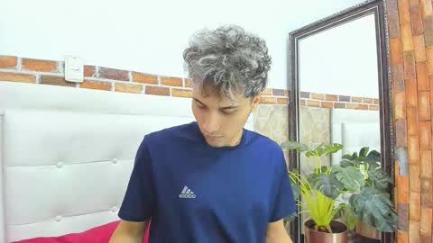 Buddy Whitte online show from 09.17.25