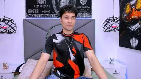 Snapshot of buddy_whitte chatting on 04.28.26 Buddy Whitte online show from 04.28.26
