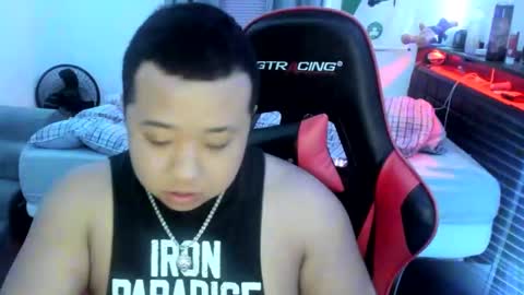 buffsexyman24 online show from 03.10.25