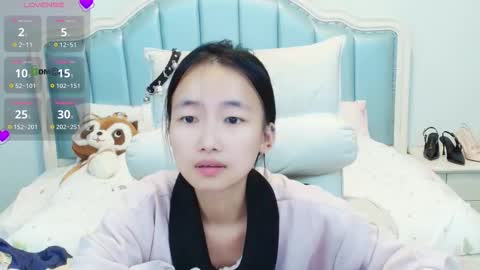 Sandy----xx online show from 11.14.25