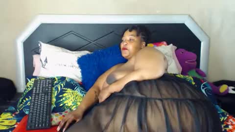 bulkyyass4u online show from 09.18.25