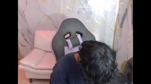 Snapshot of bull_cam chatting on 10.05.25 bull_cam online show from 10.05.25
