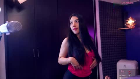 Bunny and The Rock online show from 11.04.25