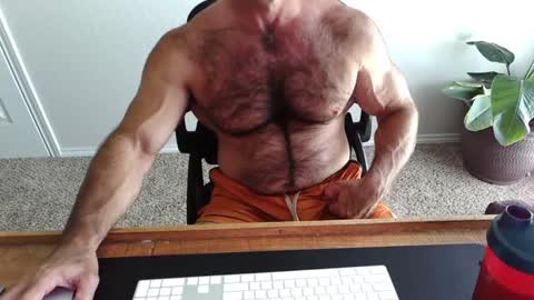 Wrestling Dads.. hit me up. online show from 05.10.26