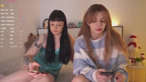 Kim and Mila online show from 01.08.26