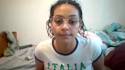 Snapshot of bunniandbyrdd chatting on 02.04.25 bunniandbyrdd online show from 02.04.25