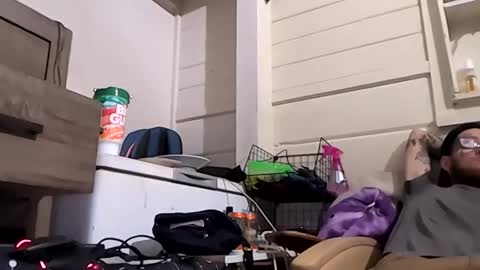 bunniandcryme online show from 12.22.25