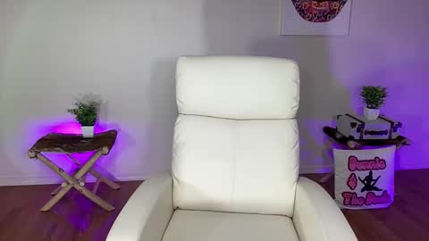 BUNNIE and THE DUDE TheLebowskis online show from 12.04.25