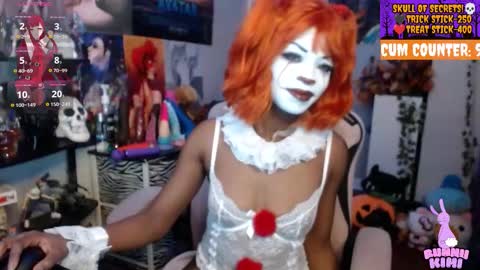 Snapshot of bunniikimi chatting on 10.29.25 Bunnii Kimi online show from 10.29.25