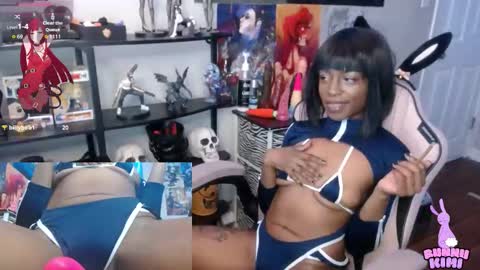 Snapshot of bunniikimi chatting on 11.08.25 Bunnii Kimi online show from 11.08.25