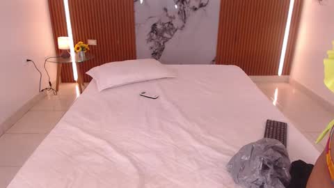 Rossi Hill online show from 02.28.26