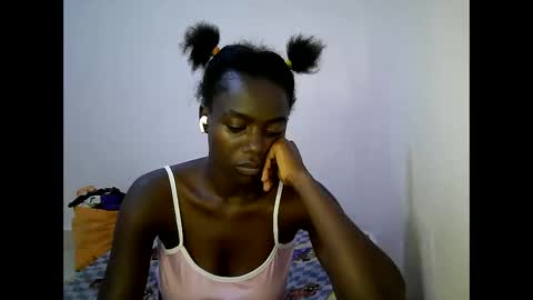 Snapshot of bunny_bliss1 chatting on 05.30.26 bunny_bliss1 online show from 05.30.26
