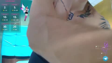 Snapshot of bunny_petit chatting on 09.18.25 Buny online show from 09.18.25