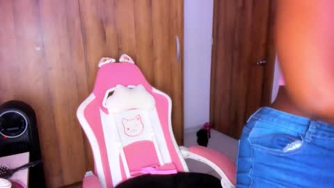 Isa online show from 02.04.26