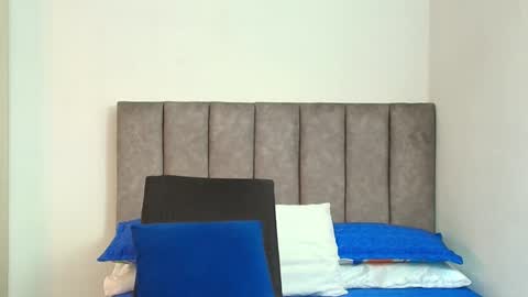 Snapshot of bunny_swtt chatting on 11.18.25 Carolina online show from 11.18.25