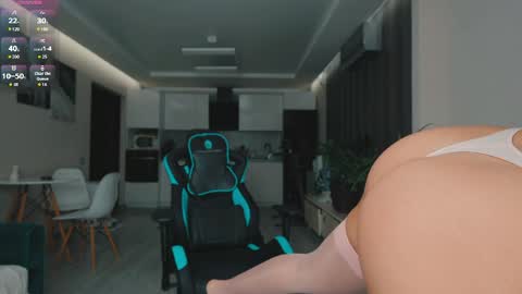 Bonny and Clide  Help us by thumbs up  online show from 04.10.26