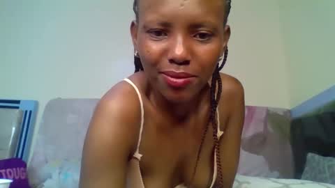 bunnydiva_ online show from 11.14.25