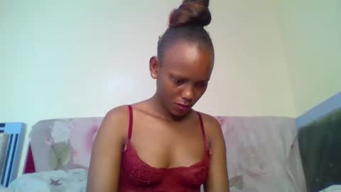 bunnydiva_ online show from 12.16.25