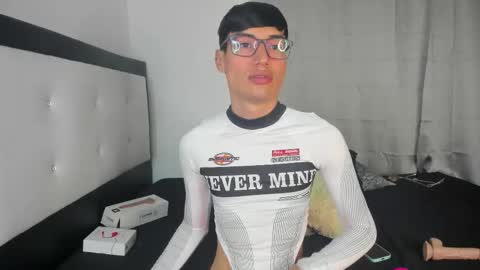 Bunny Hells online show from 11.29.25