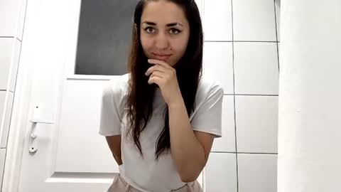 Anna online show from 06.30.26