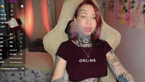 Snapshot of bunnykelly chatting on 06.01.26 bunnykelly online show from 06.01.26