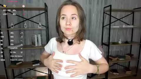 Snapshot of bunnyvice chatting on 06.28.26 Lizy online show from 06.28.26