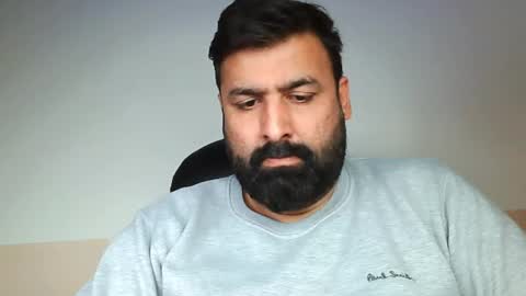 Hairy Arabian online show from 02.09.25