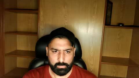 Hairy Arabian online show from 09.14.25