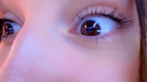 Snapshot of burnletitallburn chatting on 10.03.25 Jessica online show from 10.03.25