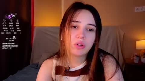 Snapshot of burnletitallburn chatting on 10.08.25 Jessica online show from 10.08.25