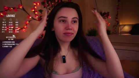 Snapshot of burnletitallburn chatting on 11.18.25 Jessica online show from 11.18.25