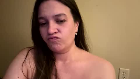 Snapshot of buschbaby chatting on 04.25.26 buschbaby online show from 04.25.26