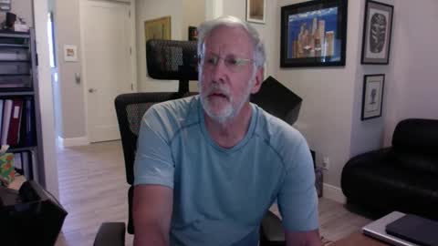 Snapshot of bustinout99 chatting on 04.04.26 afternoon wood online show from 04.04.26