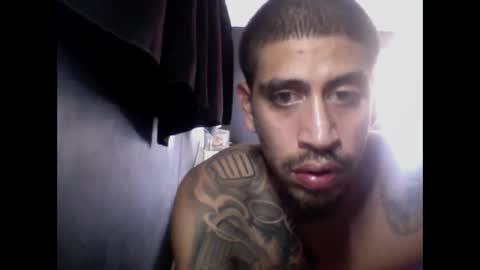 Snapshot of bustnfatloads2 chatting on 10.01.25 bustnfatloads2 online show from 10.01.25