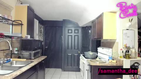 Samantha Dee online show from 01.05.25