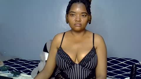 Snapshot of busty_kenzi chatting on 06.30.26 busty kenzi online show from 06.30.26