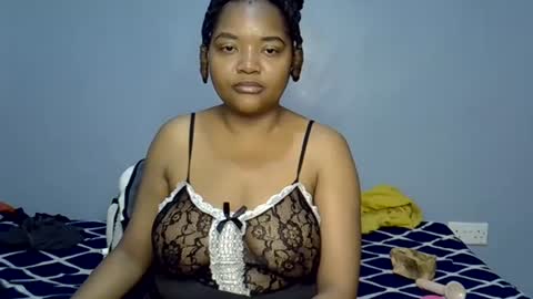 Snapshot of busty_kenzi chatting on 07.13.26 busty kenzi online show from 07.13.26
