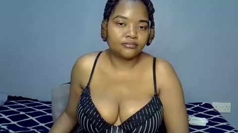 Snapshot of busty_kenzi chatting on 07.14.26 busty kenzi online show from 07.14.26