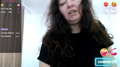 Snapshot of bustyemma chatting on 12.23.25 Emma online show from 12.23.25