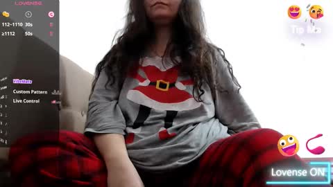 Snapshot of bustyemma chatting on 01.16.26 Emma online show from 01.16.26