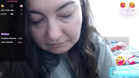 Snapshot of bustyemma chatting on 03.05.26 Emma online show from 03.05.26