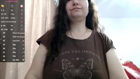 Snapshot of bustyemma chatting on 03.29.26 Emma online show from 03.29.26