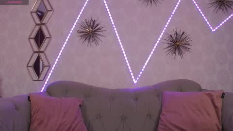 Snapshot of bustyeva_ chatting on 09.19.25 online between 6AM and 2PM EET almost everyday. online show from 09.19.25
