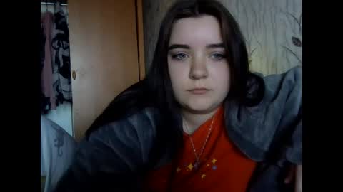 butterfly18988 online show from 11.25.25