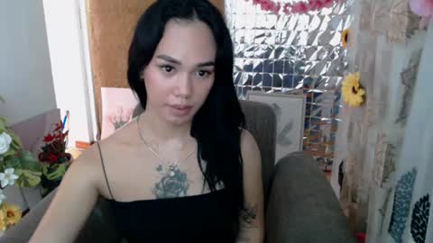 Snapshot of butterfly_blossom chatting on 08.05.26 ask me. online show from 08.05.26