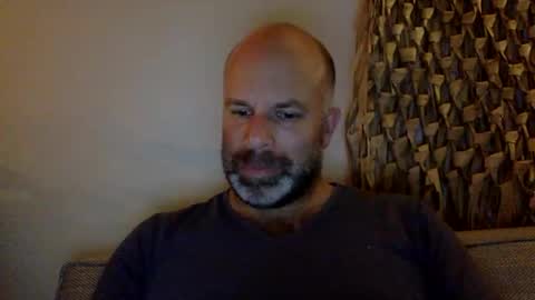 Snapshot of buurman1982isback chatting on 09.30.25 buurman1982isback online show from 09.30.25