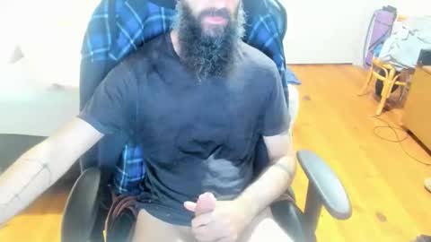 Snapshot of buzzcrash1 chatting on 03.12.26 Buzz online show from 03.12.26