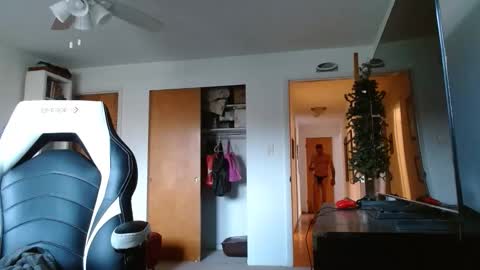 bwall1425 online show from 03.31.26