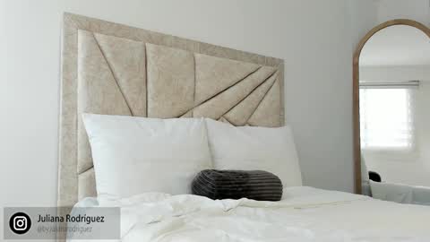    online show from 10.26.25